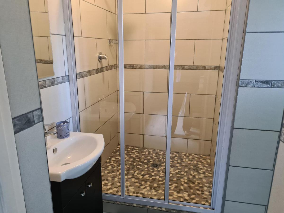 Berry Lane Guesthouse Kroonstad Bagian luar foto