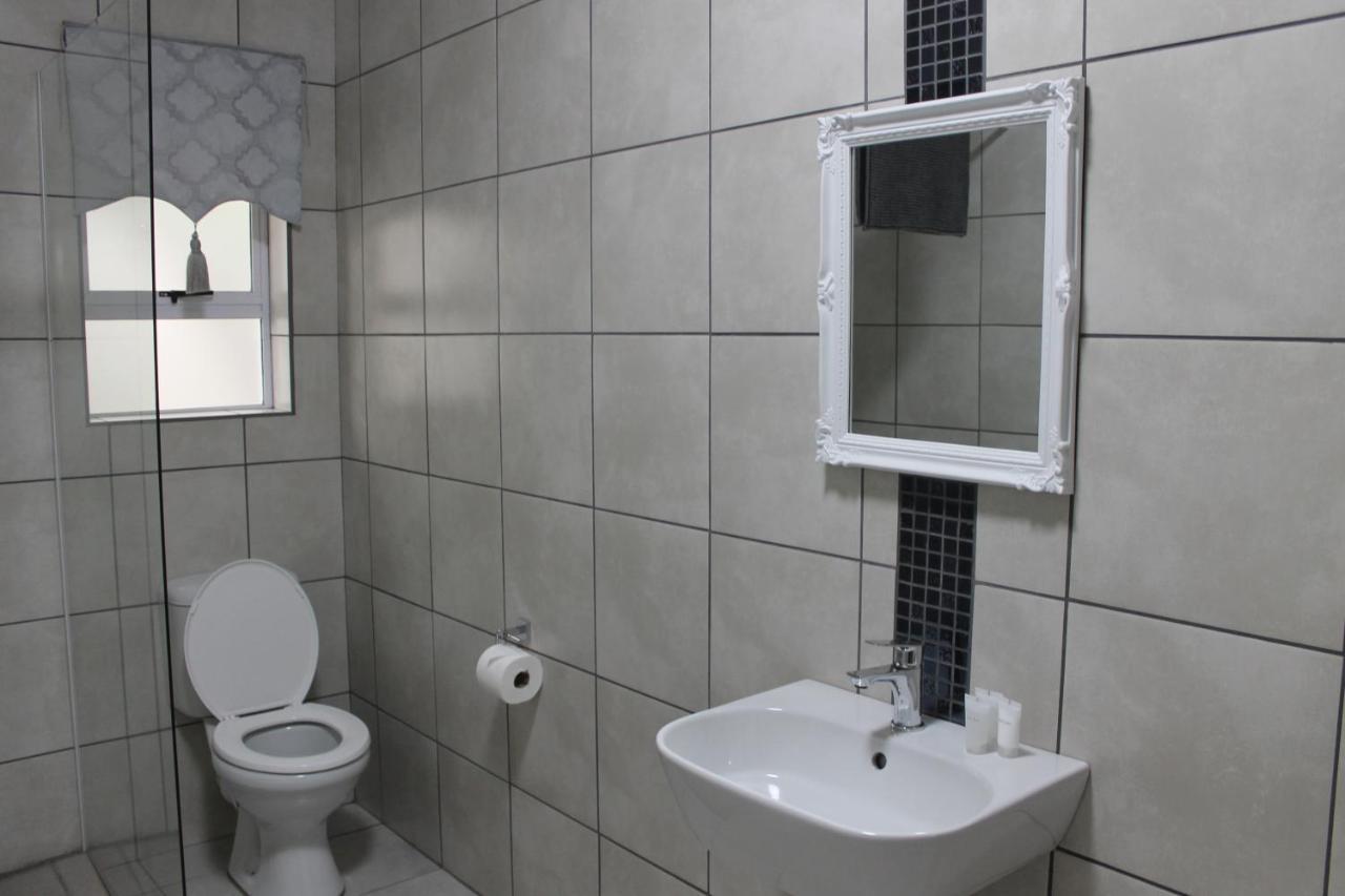 Berry Lane Guesthouse Kroonstad Bagian luar foto