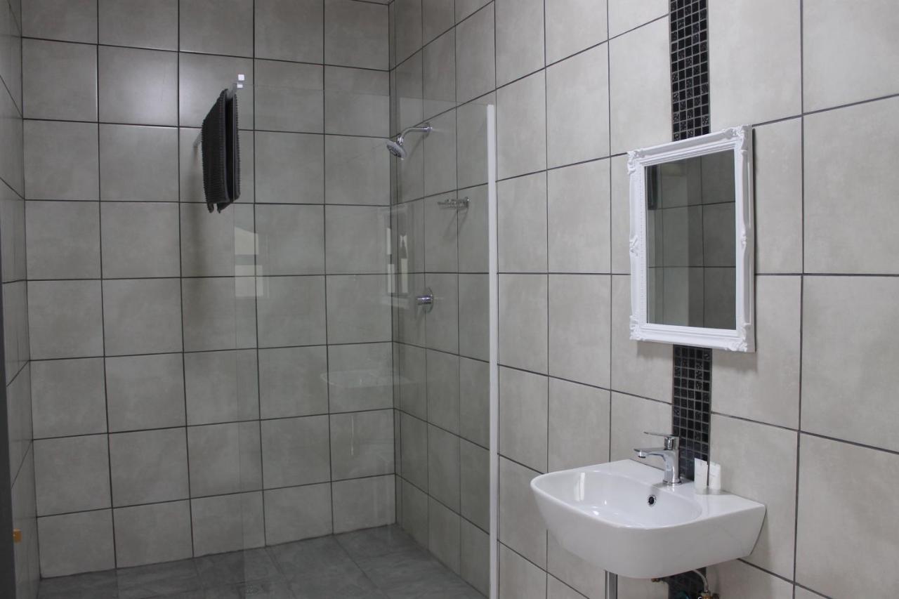Berry Lane Guesthouse Kroonstad Bagian luar foto
