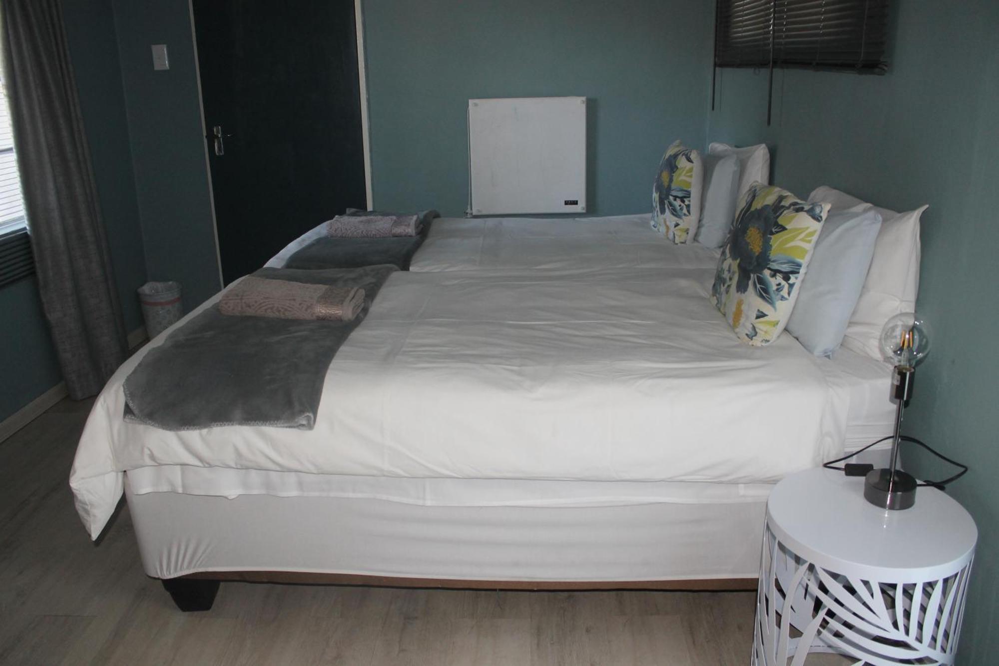 Berry Lane Guesthouse Kroonstad Bagian luar foto