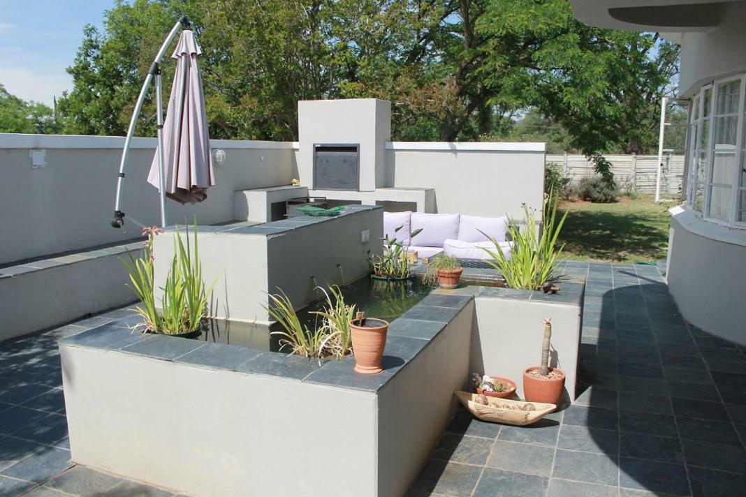 Berry Lane Guesthouse Kroonstad Bagian luar foto