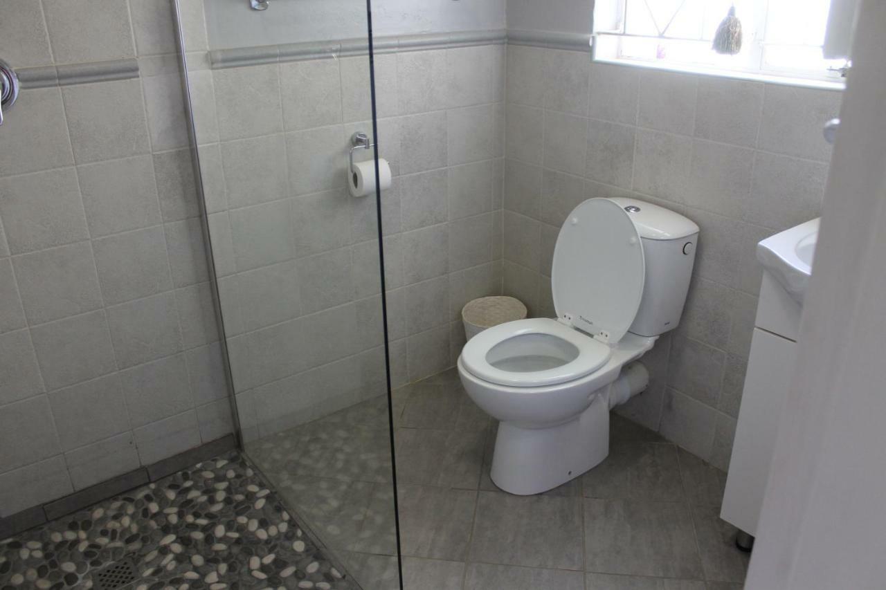 Berry Lane Guesthouse Kroonstad Bagian luar foto