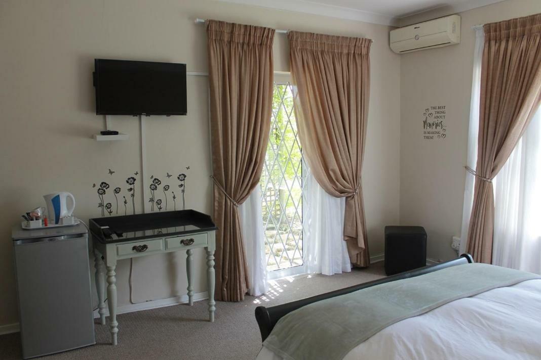 Berry Lane Guesthouse Kroonstad Bagian luar foto