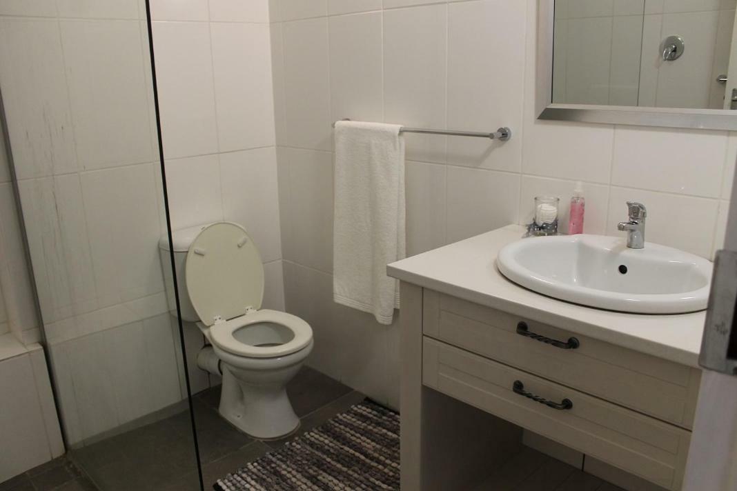 Berry Lane Guesthouse Kroonstad Bagian luar foto