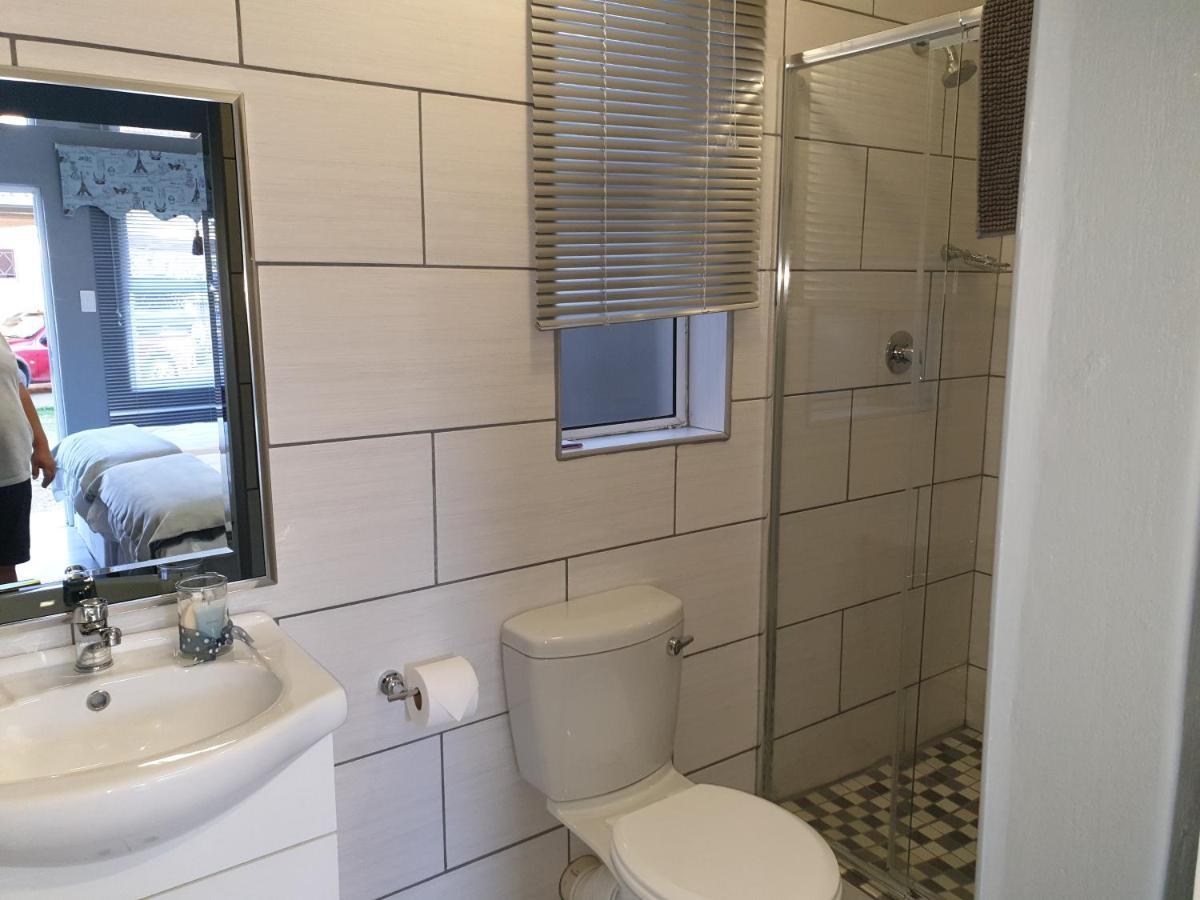 Berry Lane Guesthouse Kroonstad Bagian luar foto